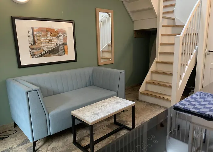 Plantage Garden מלון דירות 3*